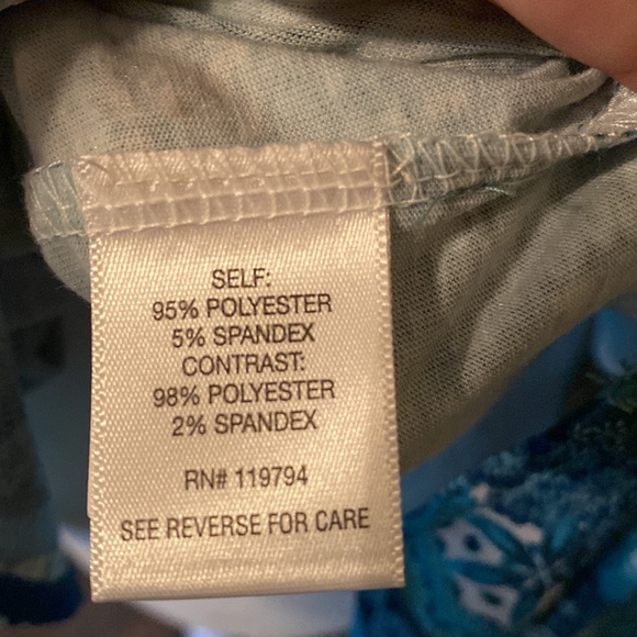 One World top - Picture 14 of 15